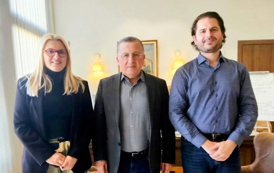 Συνάντηση του Δημάρχου με τον διακεκριμένο αστροφυσικό, Θ. Μπίσμπα