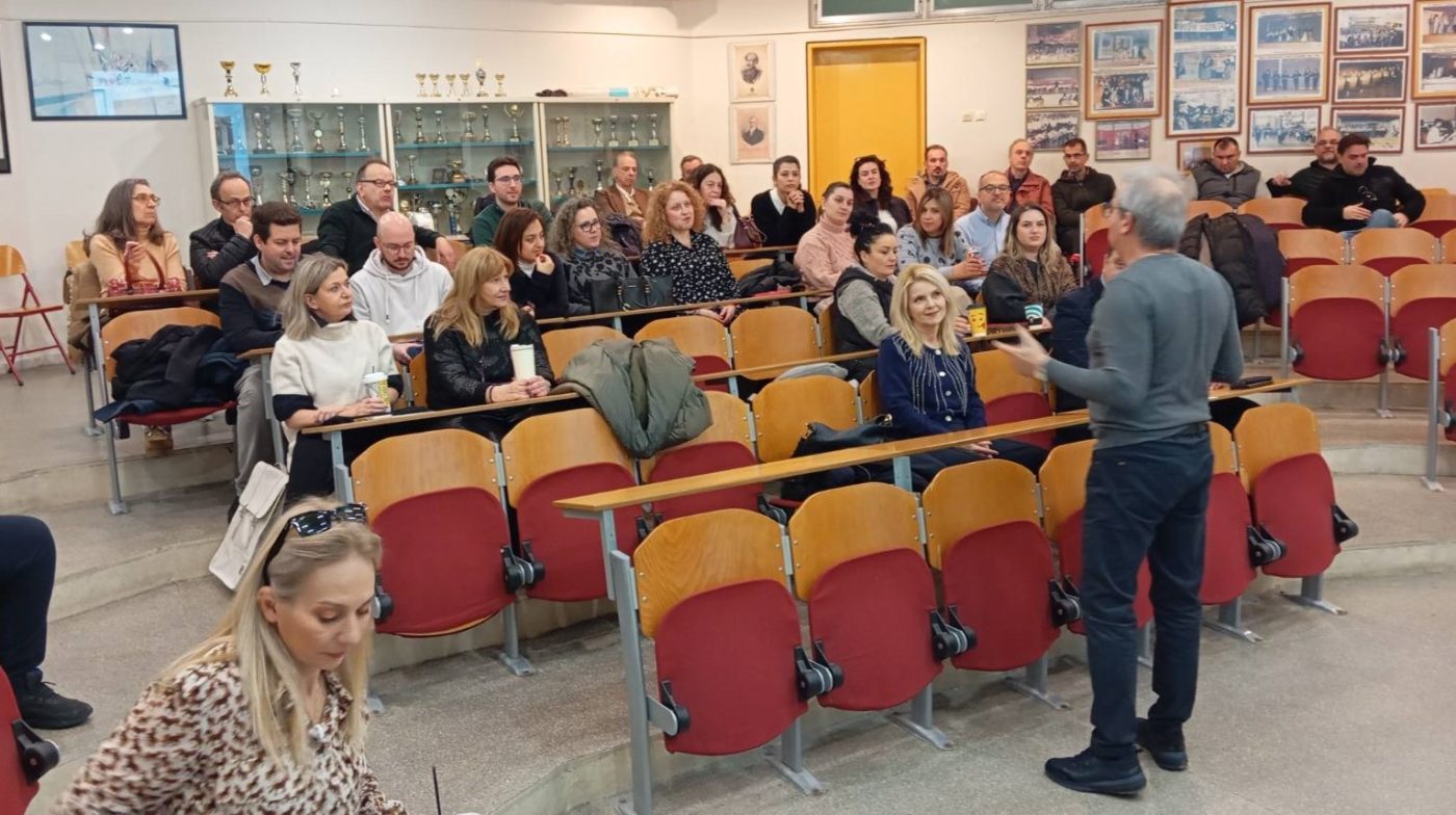 Τεχνητή Νοημοσύνη: Επιμορφωτική συνάντηση μαθηματικών στο 2ο ΓΕΛ Κατερίνης