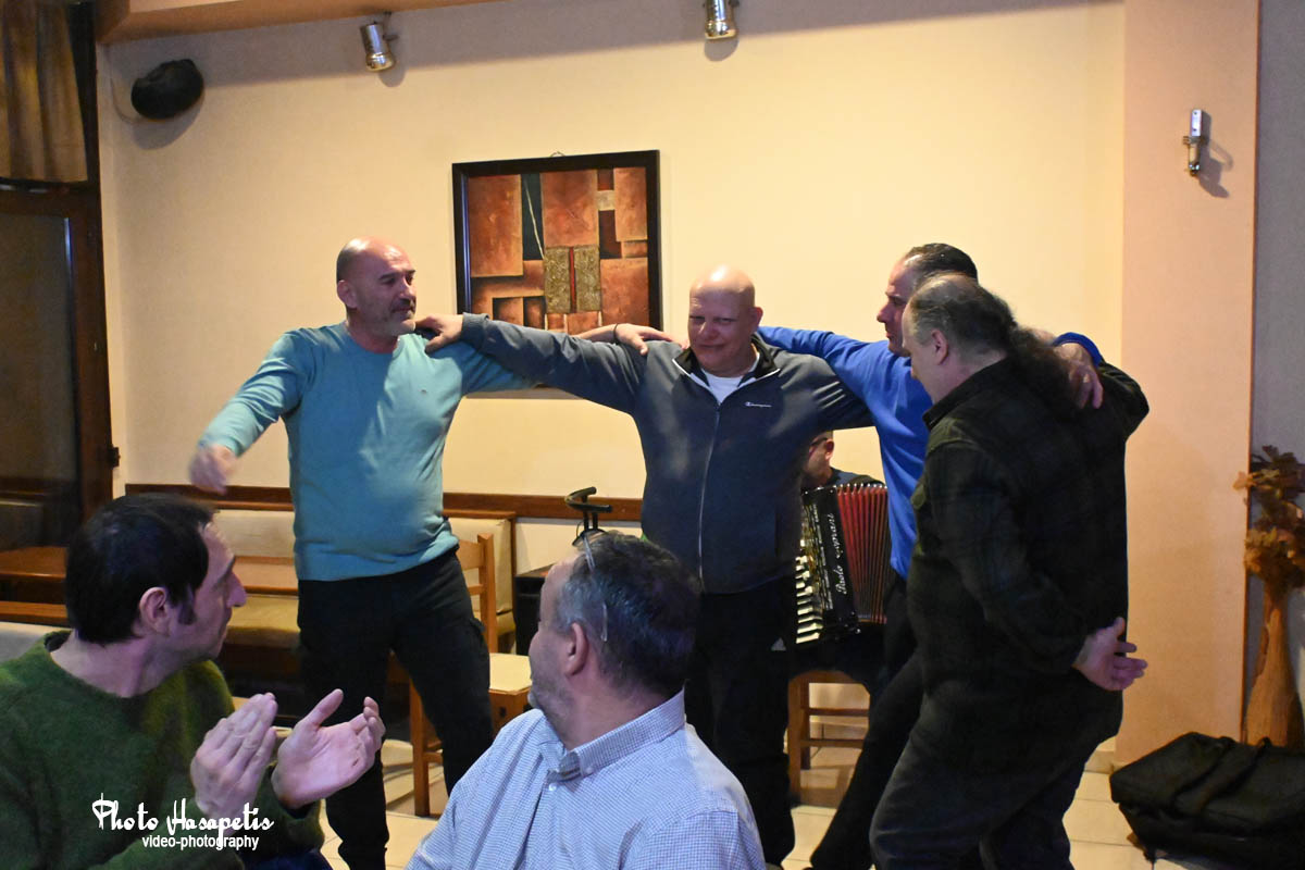 Κολινδρός: Οι επαγγελματίες γιόρτασαν την… Τσαγκαροτρίτη